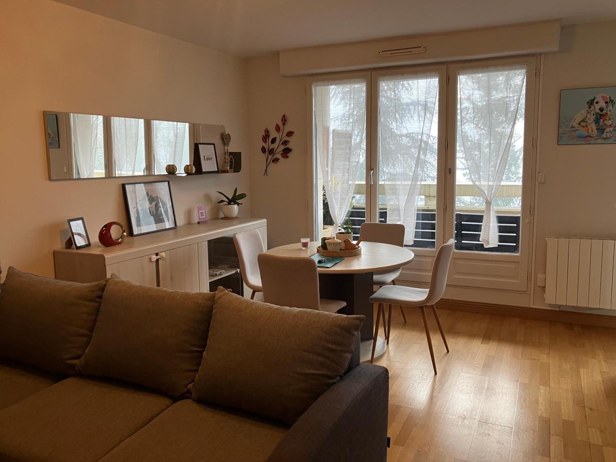 Appartement Avec Parking & Linge Inclus & Local Velos Blois Eksteriør billede